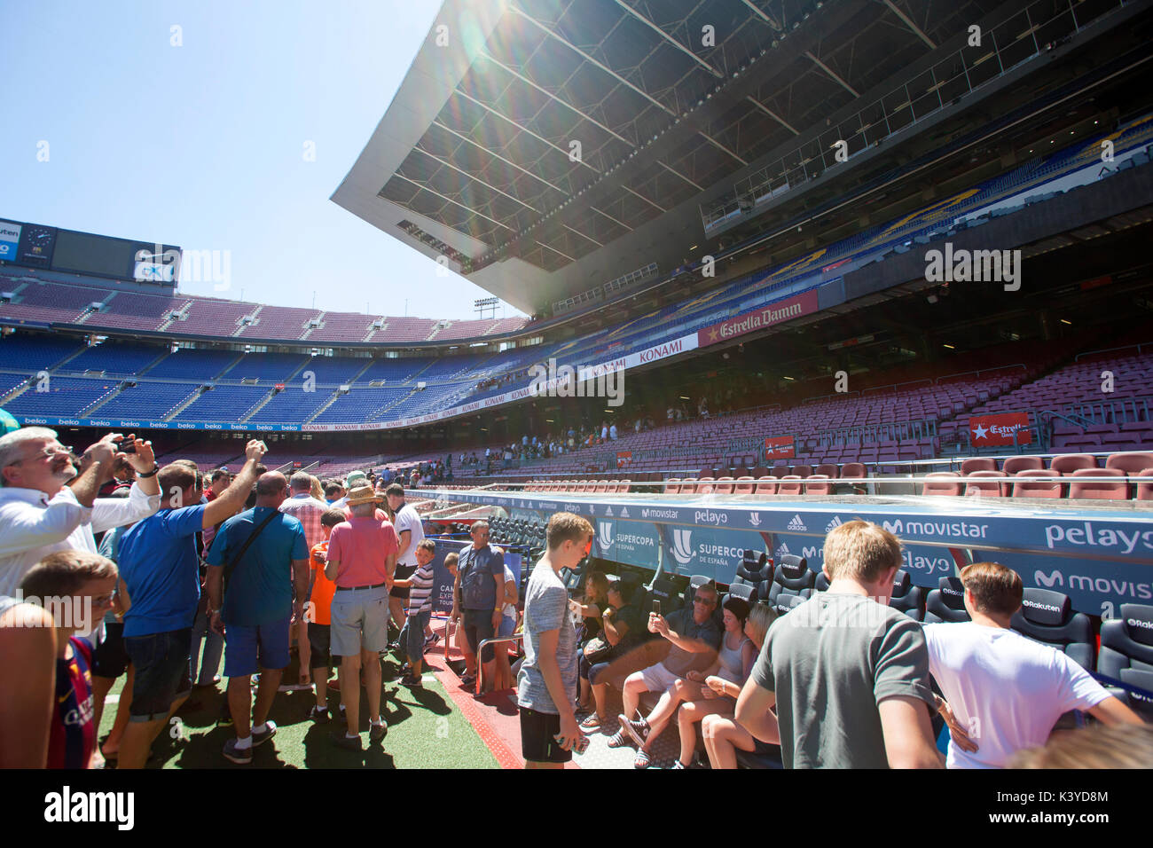 Tour Camp Nou du FC Barcelone et l'expérience du musée Mes que un club Banque D'Images