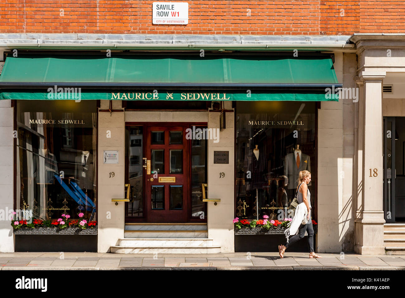 Maurice Sedwell tailleurs sur mesure, Savile Row, London, UK Banque D'Images