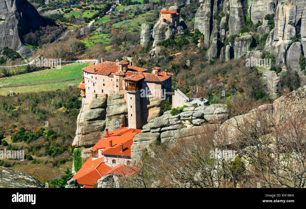 Les Météores monastère Roussanou impressionnant,sur les rochers,Grèce. Banque D'Images