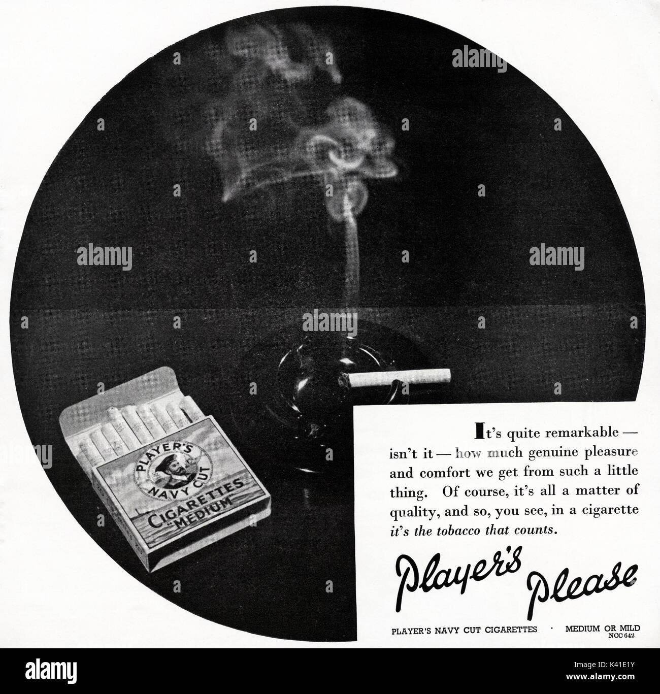 1940 old vintage publicité Publicité original Player's Navy Cut cigarettes dans circa 1947 magazine quand les stocks étaient encore limitée au titre de rationnement de l'après-guerre Banque D'Images