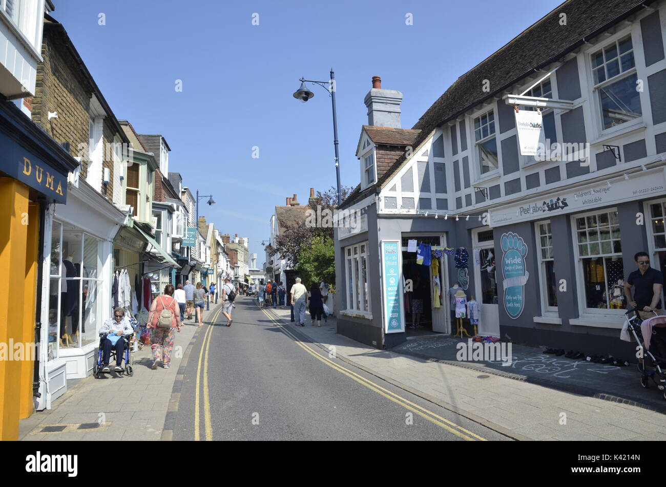 Une rue de Whitstable, Kent Banque D'Images