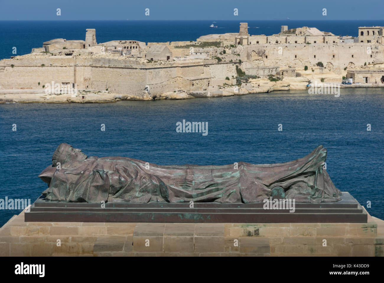 Vue du siège de la guerre, La Valette, Memorial à plus d'entrée du Grand Port, La Valette, Malte Banque D'Images