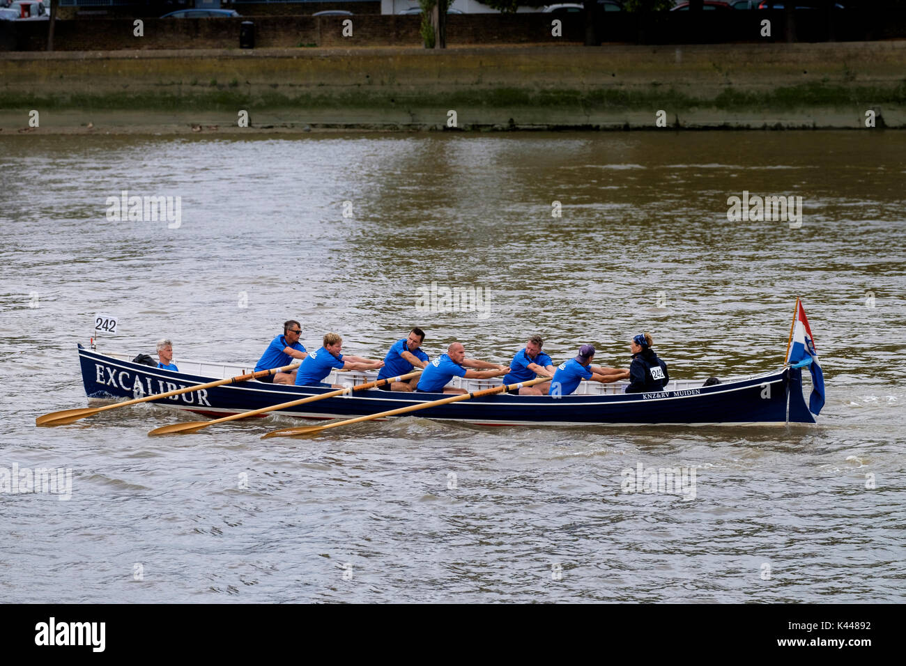 Le grand fleuve Race événement annuel des bateaux à rames sur la Tamise Banque D'Images