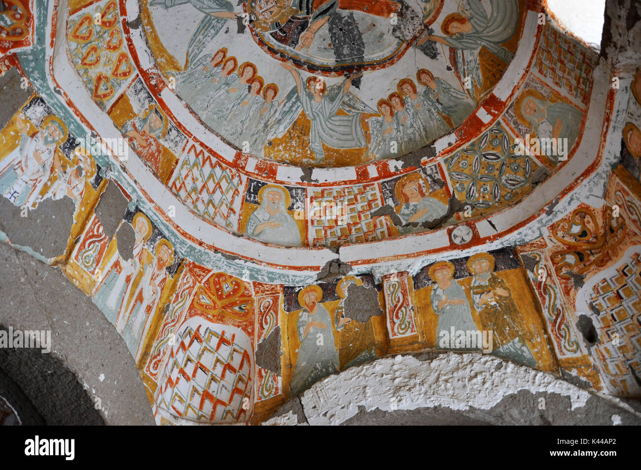 Le long de la vallée d'Ihlara en Turquie, Kapadokia, est possible de voir cette fresque dans l'Église sous l'arbre". Dans la scène est représenté l'Ascension et les figures de plusieurs saints. Banque D'Images