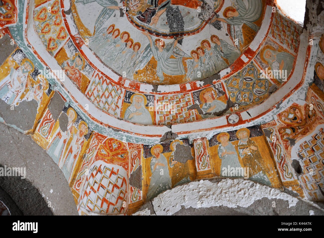 Le long de la vallée d'Ihlara en Turquie, Kappadokia, est possible de voir cette fresque dans l'Église sous l'arbre". Dans la scène est représenté l'Ascension et les figures de plusieurs saints. Banque D'Images