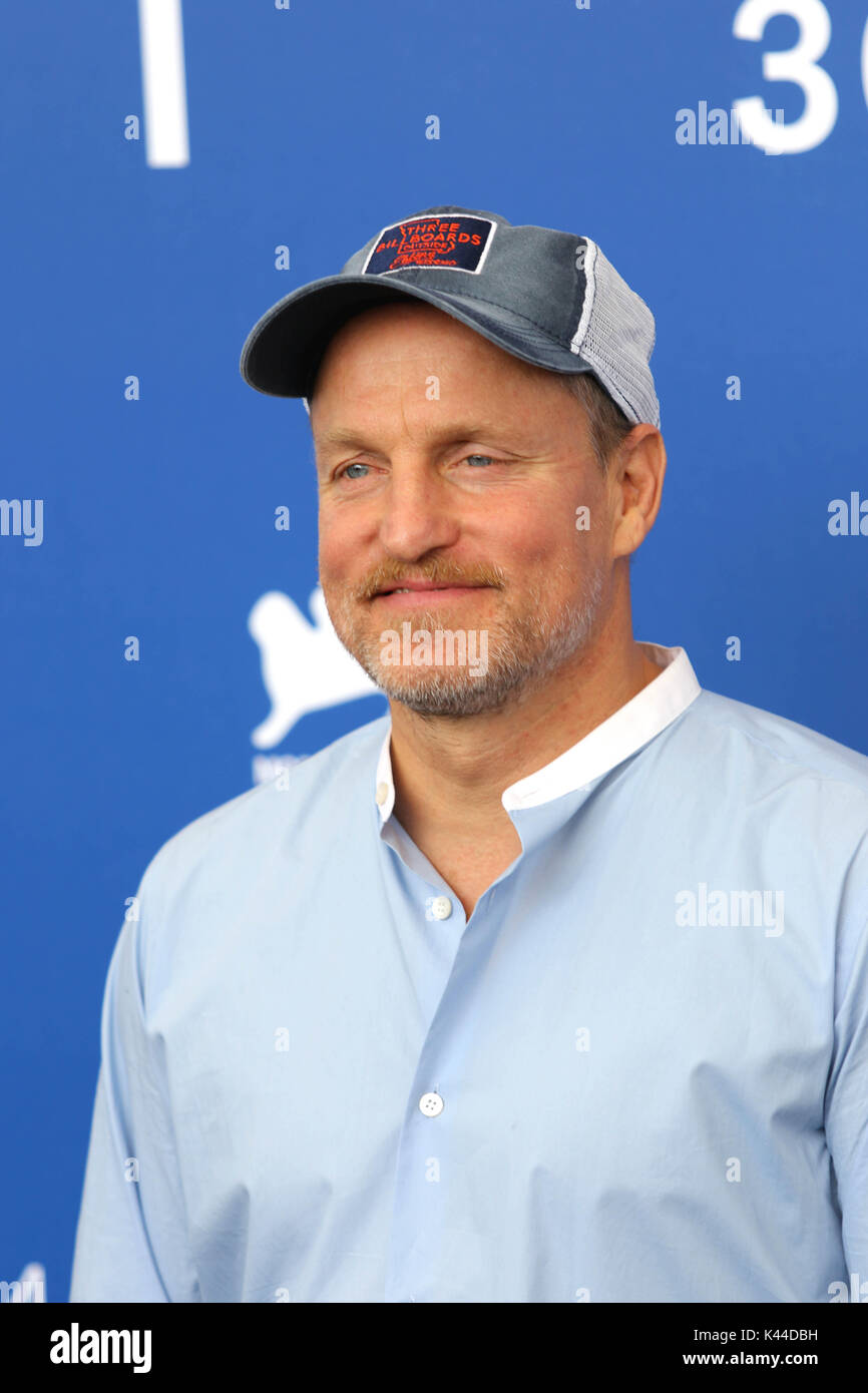L'Europe, Italie, Lido di Venezia, 04 septembre, 2017 : l'acteur Woody Harrelson au photocall du film 'trois panneaux d'Extérieur Ebbing, Missouri' . 74e Festival International du Film de Venise Photo © Ottavia Da Re/Sintesi/Alamy Live News Banque D'Images