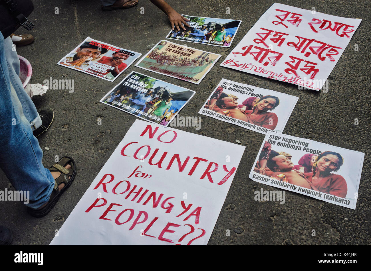 Kolkata, Bengale occidental, Inde. 16Th Jun 2017. Kolkata, Bengale occidental, Inde : le 4 septembre, 2017 soliditary Bastar réseau de Kolkata a organisé une manifestation en face du consulat du Myanmar de Kolkata. Ils ont élevé la voix contre le génocide sur les Rohingyas du Myanmar avec l'Inde verdict récent du gouvernement sur l'expulsion des Rohingyas .de l'Inde. Les gens inscrivez-vous la protestation avec eux contre le nettoyage ethnique. Credit : Debsuddha Banerjee/ZUMA/Alamy Fil Live News Banque D'Images