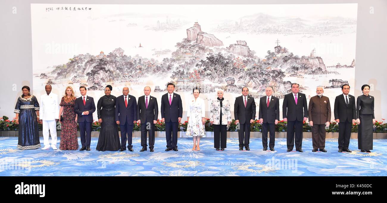 Xiamen, Chine - 4 septembre 2017 - La neuvième édition du Sommet des BRICS est centrée autour du thème de l'Parternership « plus élevés pour un avenir meilleur. Les nations unies cette année, l'Égypte, le Kenya, le Tadjikistan, le Mexique et la Thaïlande va rejoindre le groupement dans le cadre d'un 'Plus' BRICS approche. Piscine (photo) Banque D'Images