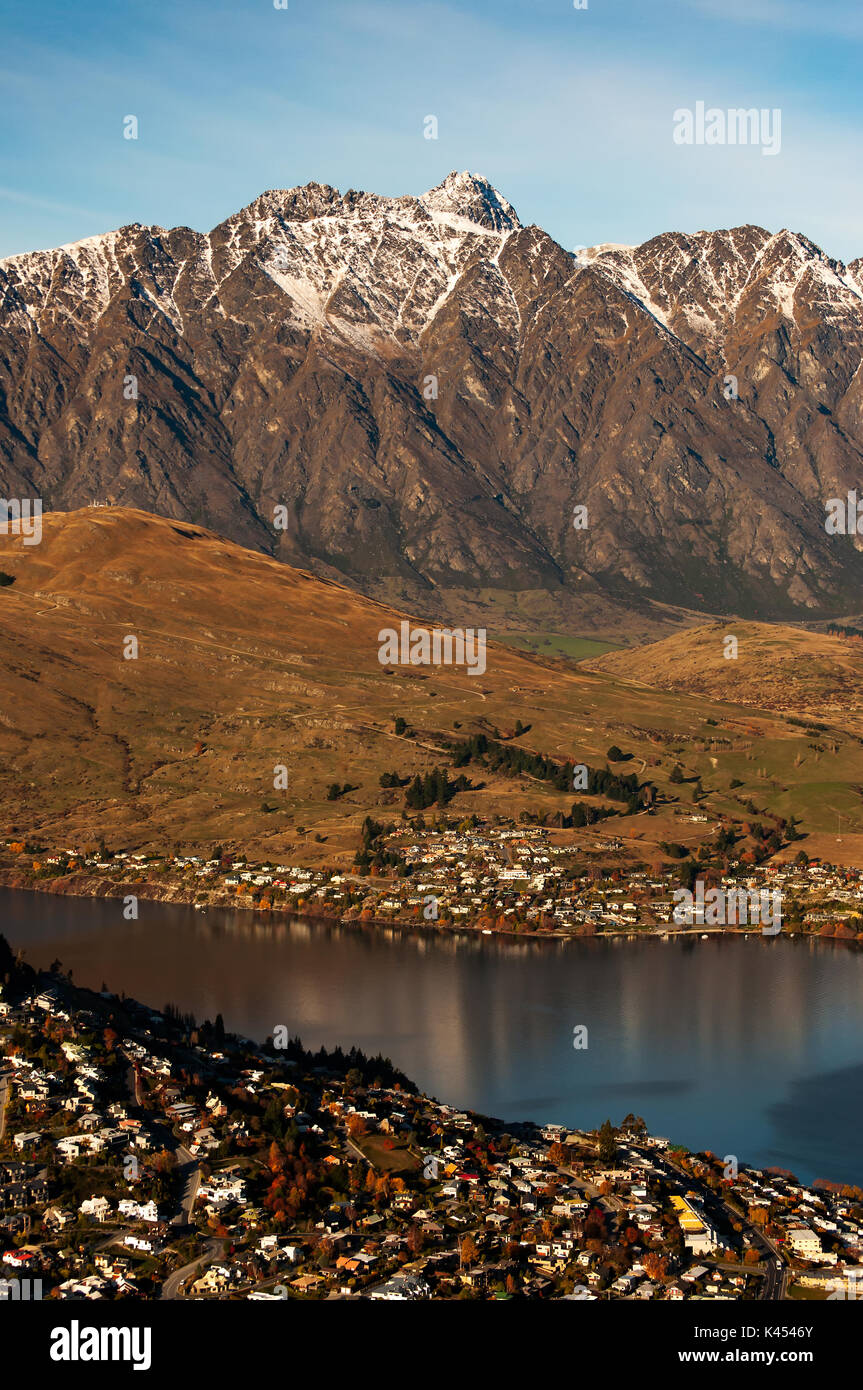 Vue magnifique sur le mont Remarkables à Queenstown, île du Sud, Nouvelle-Zélande. Banque D'Images