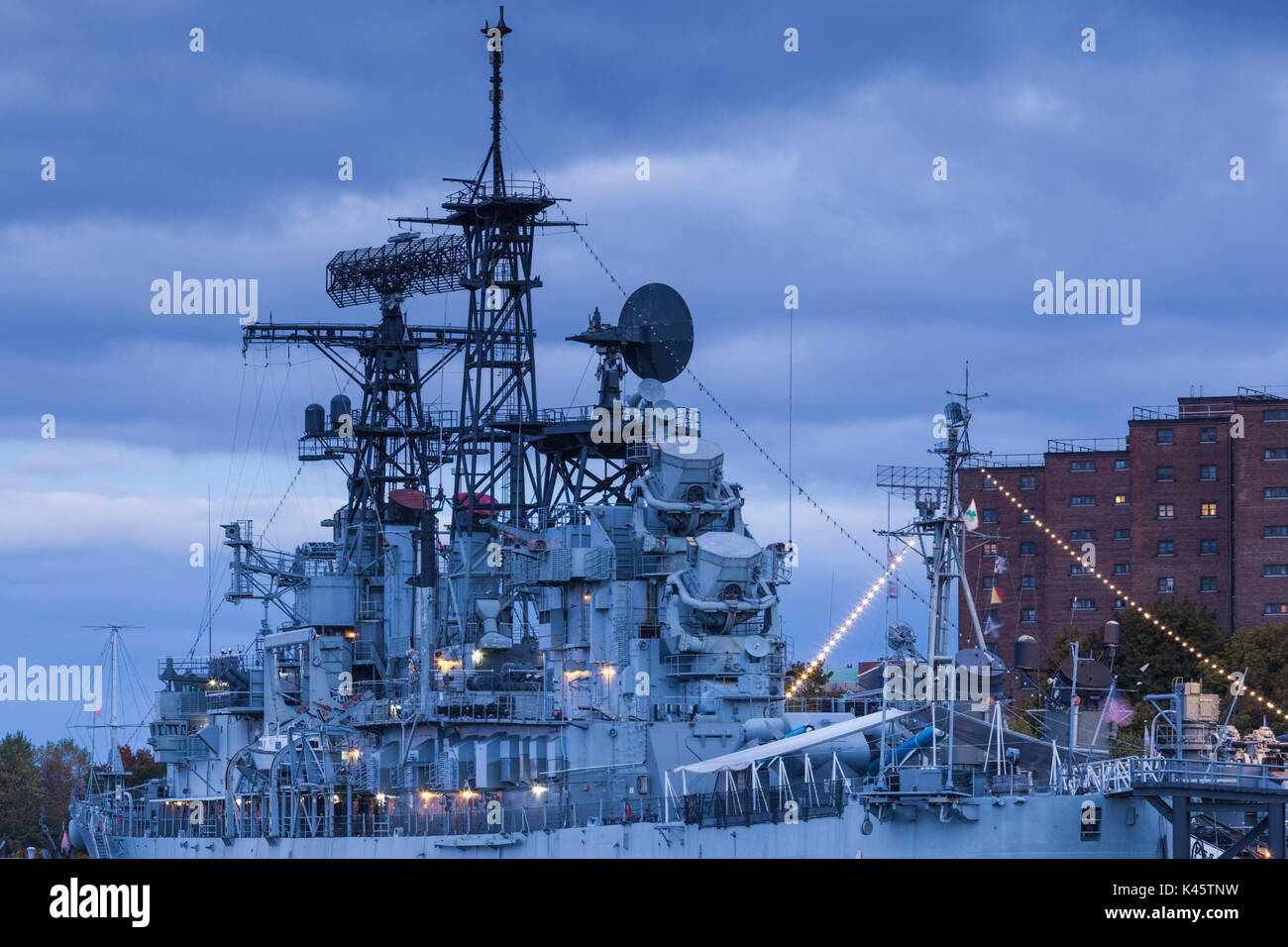 USA, New York, dans l'ouest de New York, Buffalo, Buffalo and Erie Couny Military Park, les navires de guerre Banque D'Images