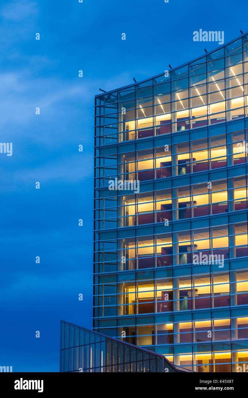 USA, New York, dans l'ouest de New York, Buffalo, US Federal Court pour l'ouest de l'État de New York, Niagara Square, Dawn Banque D'Images