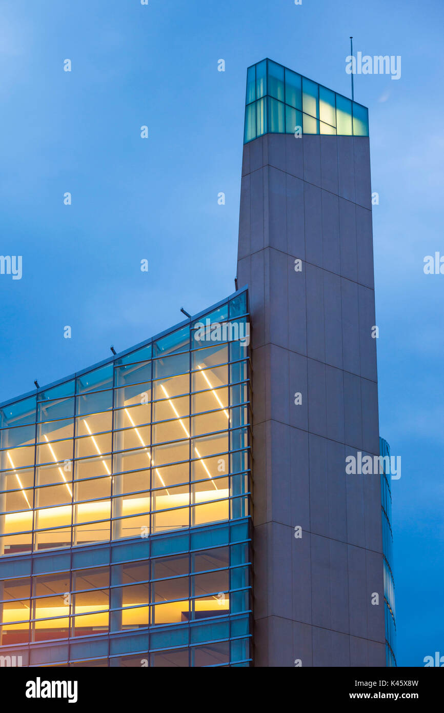 USA, New York, dans l'ouest de New York, Buffalo, US Federal Court pour l'ouest de l'État de New York, Niagara Square, Dawn Banque D'Images