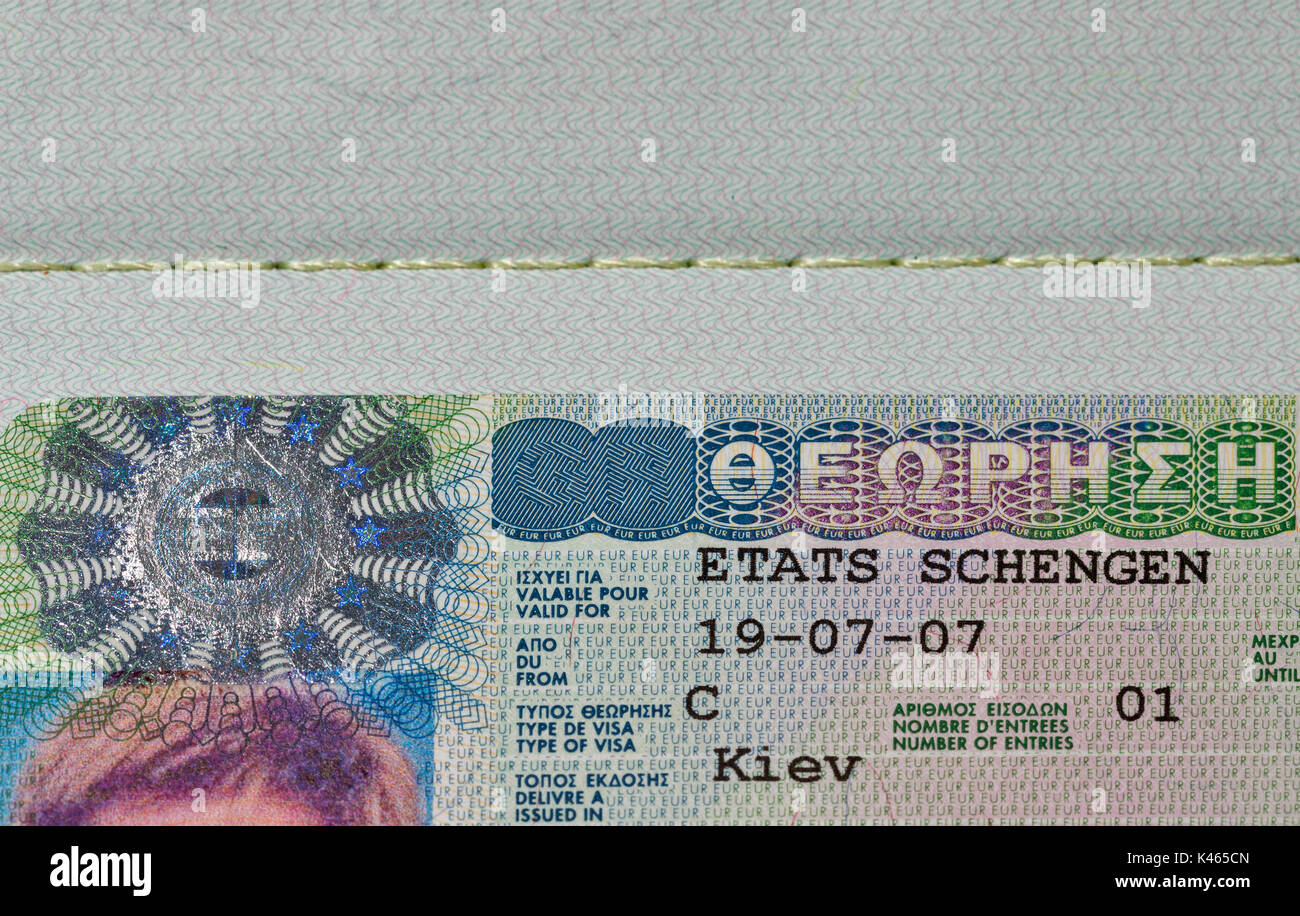 Visa Schengen dans le passeport libre macro, Schengen Grèce Photo Stock -  Alamy