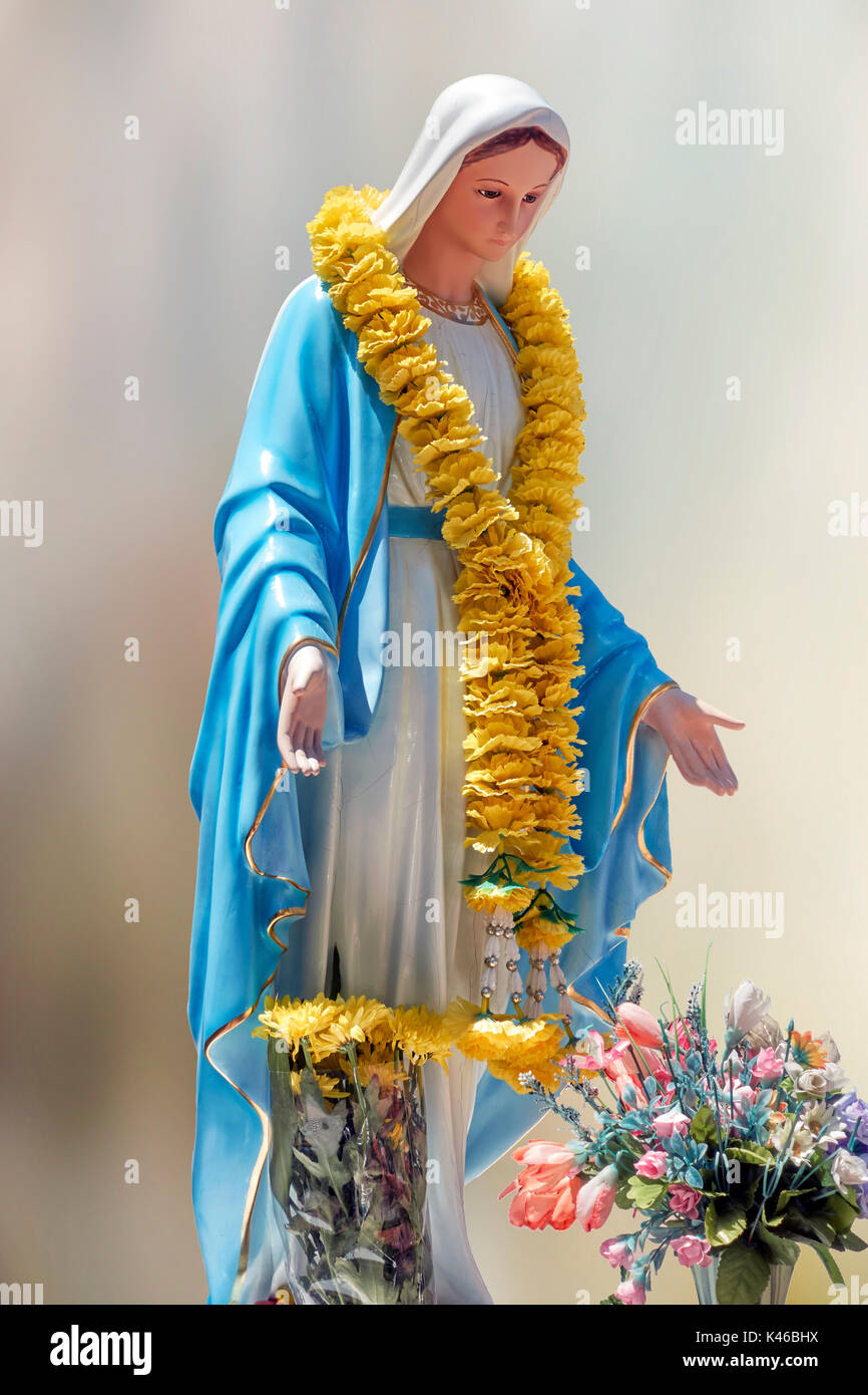 Statue de la Vierge Marie.. Mère de Jésus-Christ. Religieux catholique. Banque D'Images