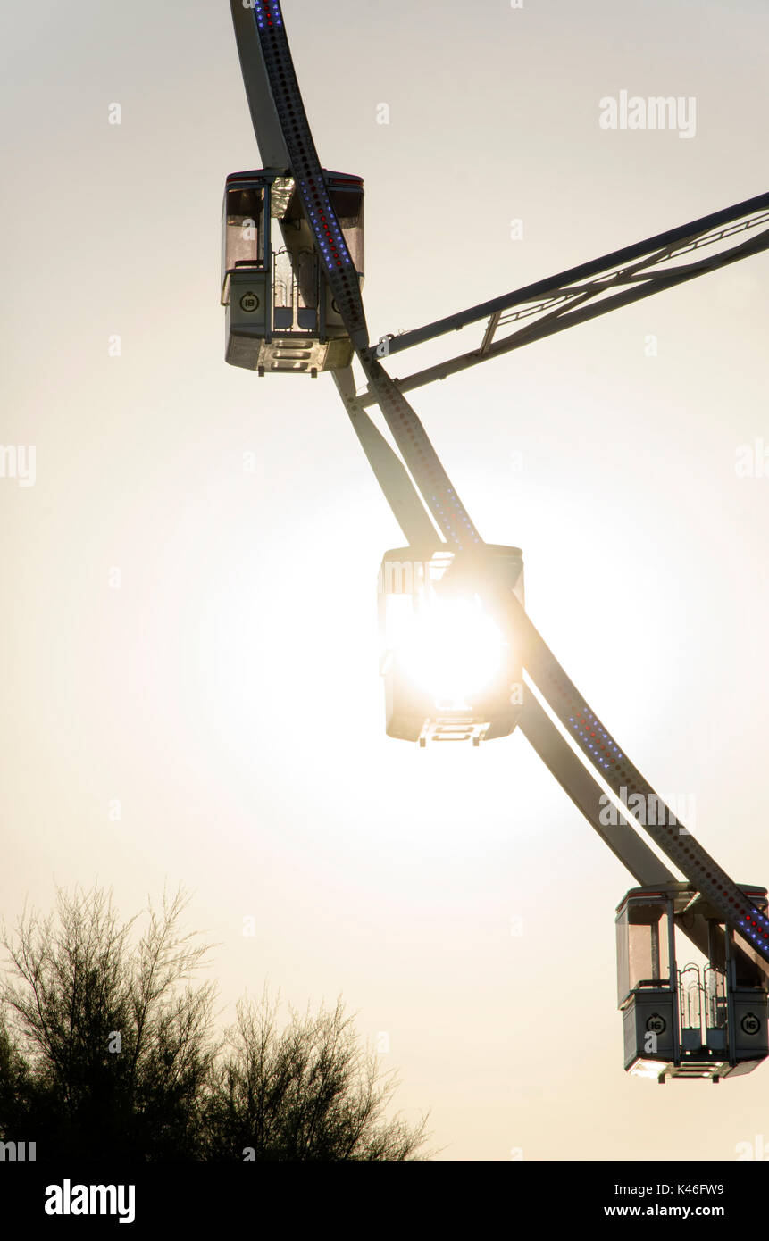 Vue sur les cabines d'une grande roue Banque D'Images