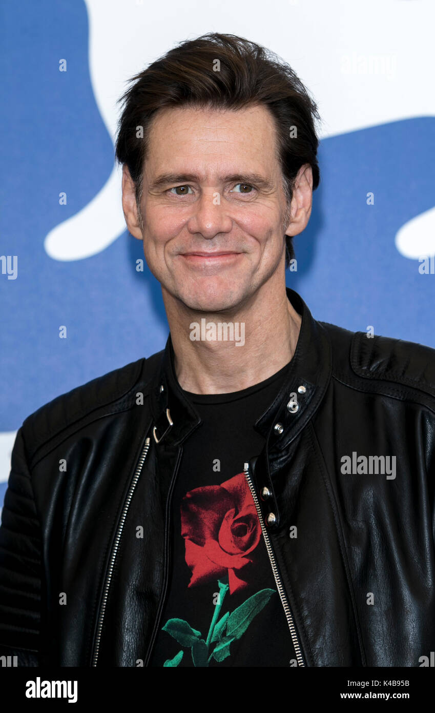 Venise, Italie. 05 Sep, 2017. Jim Carrey assiste à la photocall du film 'Jim & Andy : l'Au-delà' pendant le 74e Festival du Film de Venise au Palazzo del Casino de Venise, Italie, le 05 septembre 2017. - Pas de service de fil - Photo : Hubert Boesl/dpa/Alamy Live News Banque D'Images