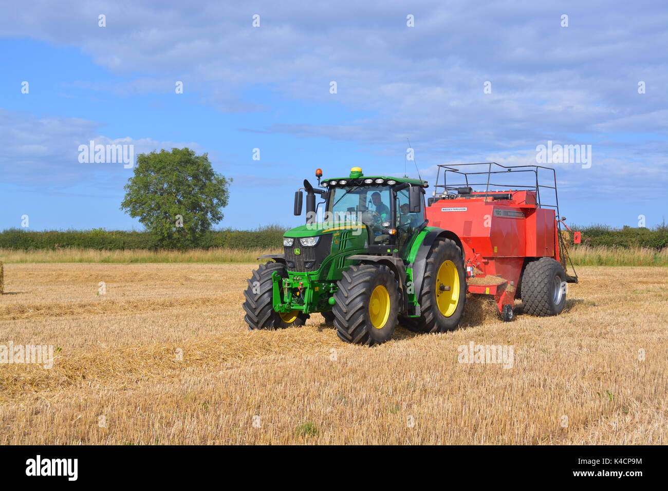 Tracteur John Deere 6215r Banque D'Images