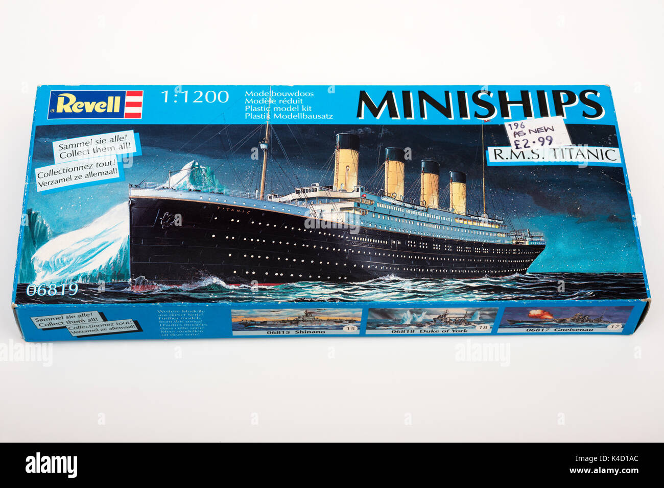 1:1200 Revell R.M.S. Kit modèle Titanic Banque D'Images