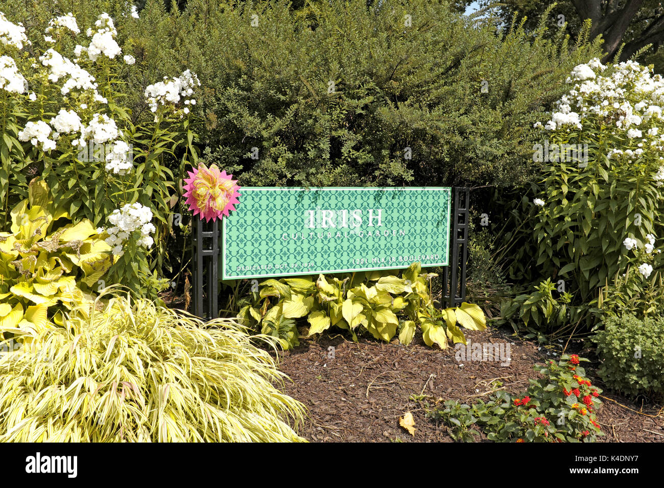 Rockefeller Park à Cleveland, Ohio accueille les jardins culturels avec des dizaines de parcelles spécifiques de pays gérés par des groupes d'immigrants tels que les Irlandais . Banque D'Images