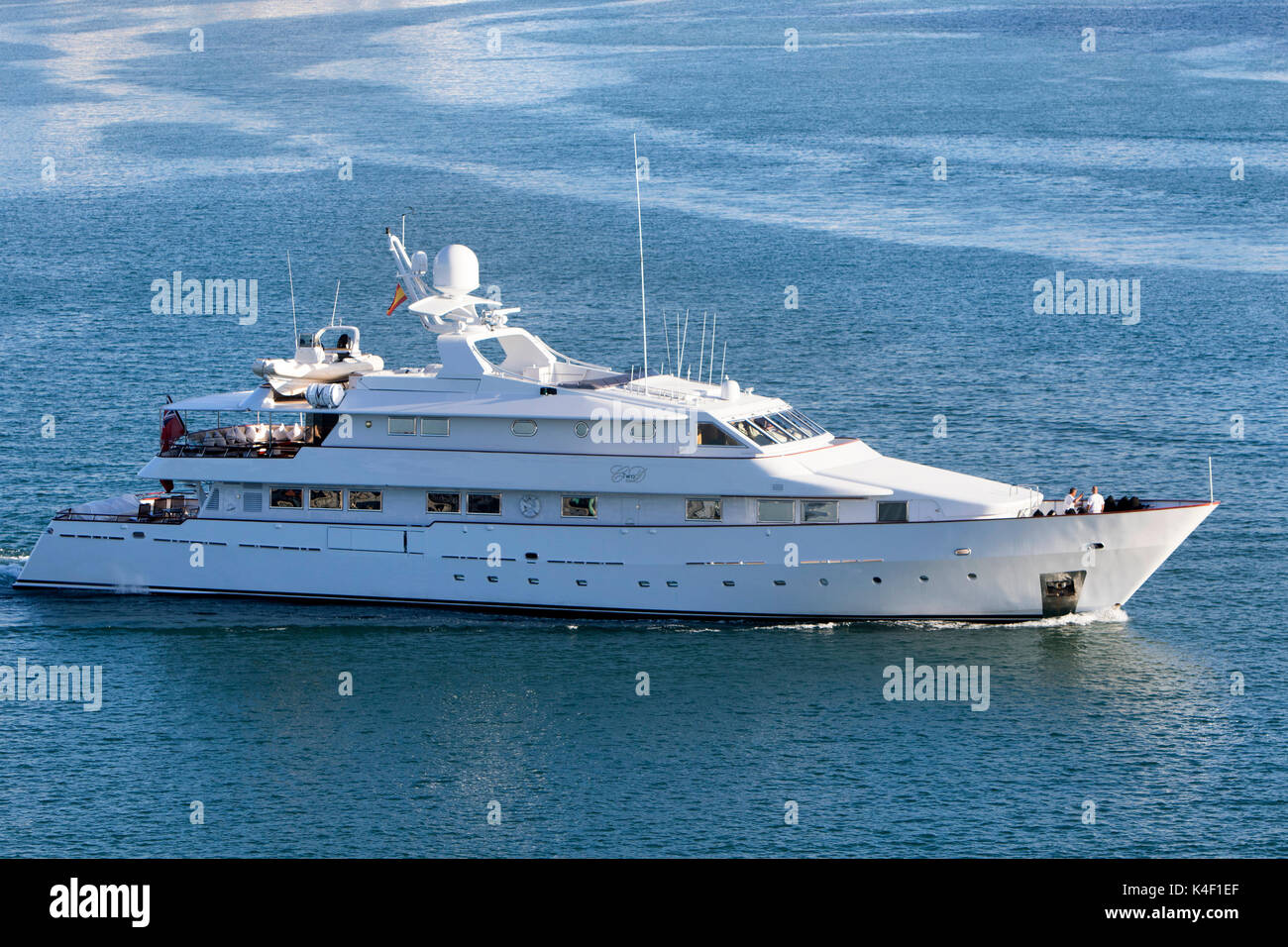 Location de deux CD à la baie de Palma de Majorque dans les îles Baléares en Espagne sur la côte sud de Majorque en été Banque D'Images