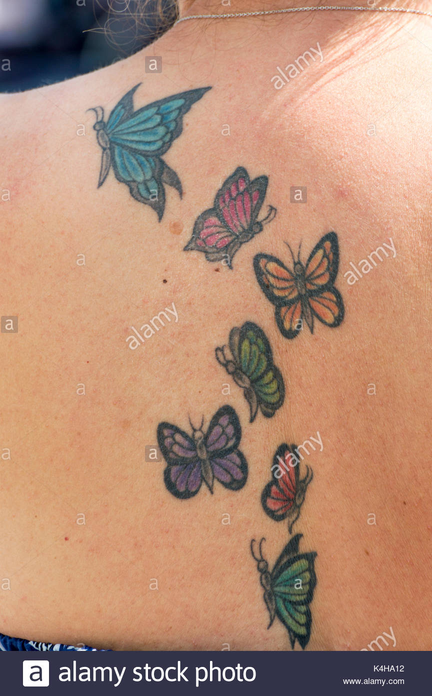 Tatouage Papillon Photos Tatouage Papillon Images Alamy