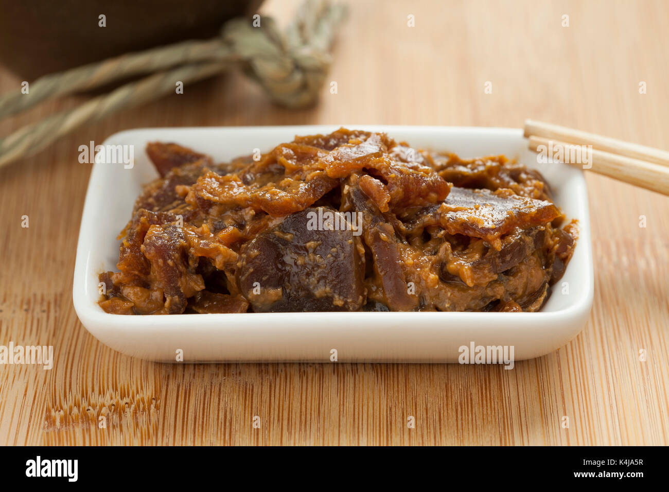 Narazuke leesed avec plat cornichons à sake Banque D'Images