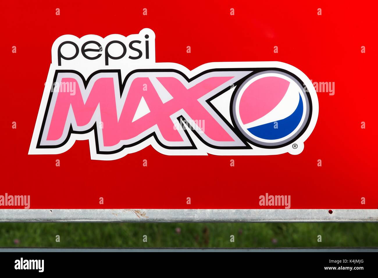 Aggersund, Danemark - août 23, 2017 : pepsi max logo sur un mur. pepsi max est une faible teneur en calories, sans sucre cola, commercialisé par pepsico Banque D'Images