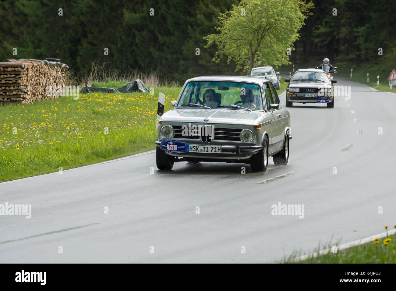 Brilon, Allemagne - 13 mai 2017 dans : Sauerland Oldtimer BMW aller-retour 2002 tt Banque D'Images