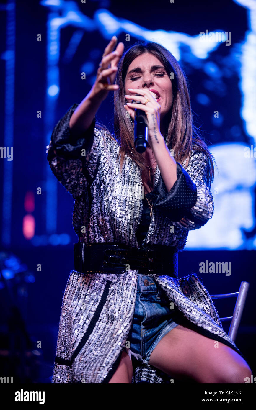 Carmagnola, 5e semptmber 2017, la chanteuse italienne Bianca Atzei effectue en Carmagnole lors du traditionnel "fiera del peperone' Credit : Alberto Gandolfo/Alamy Live News Banque D'Images