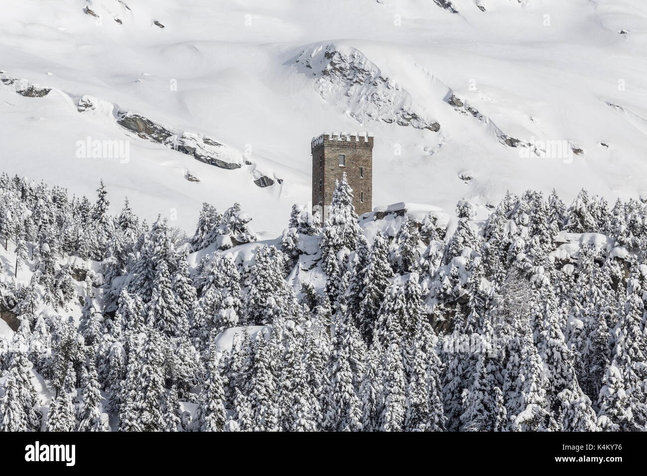 La tour belvédère en hiver, Riederalp, Suisse Banque D'Images