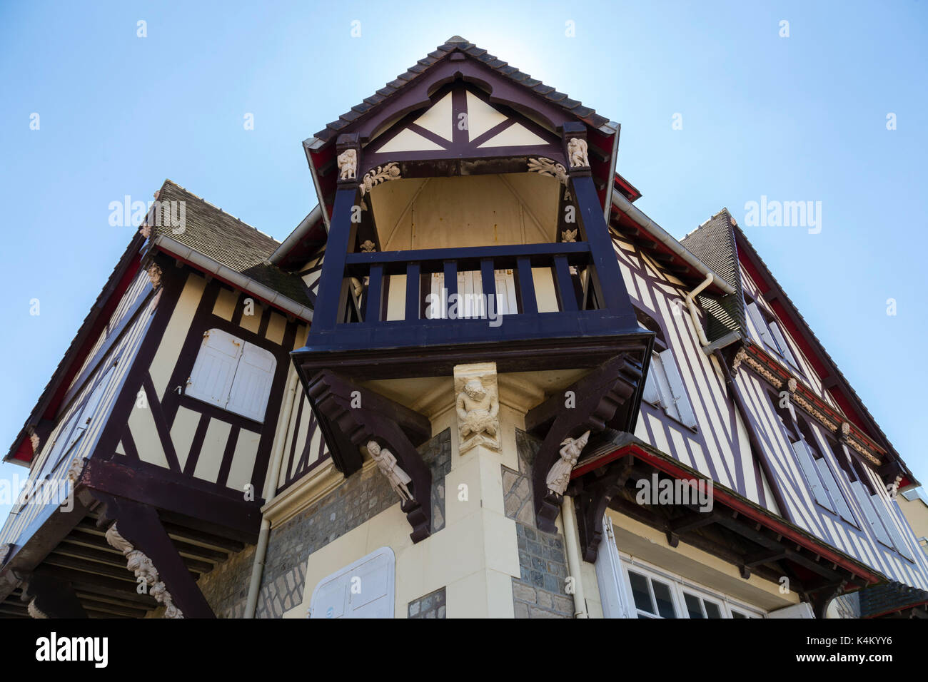 France, Calvados (14), Cabourg, villa de la promenade Marcel Proust // France, Calvados, Cabourg, villa sur la promenade Marcel Proust Banque D'Images