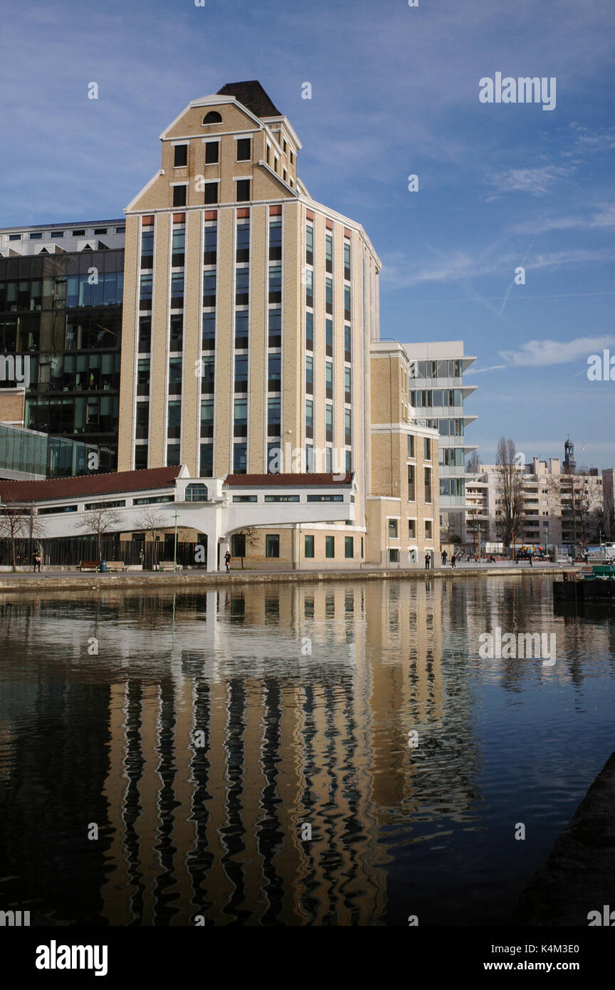 PARIS PANTIN GRANDS MOULINS ET CANAL - PARIS URBANISME - Rénovation de bâtiments - GRAND PARIS - PARIS CANAL © Frédéric Beaumont Banque D'Images