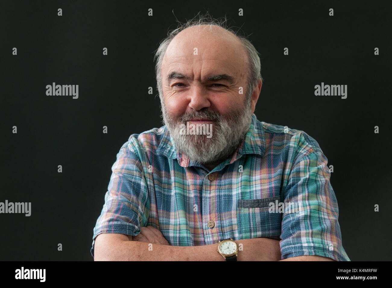 Le comédien britannique, game show panéliste, réalisateur de télévision, comédie scénariste, dramaturge et romancier radio, andy hamilton assiste à un photocall durin Banque D'Images