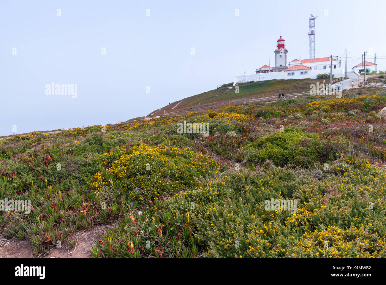 Paysage de Cabo da Roca avec le phare sur l'arrière-plan Banque D'Images
