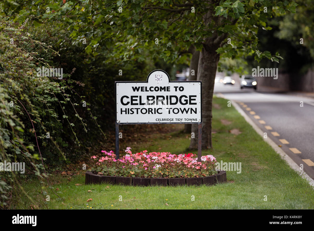 Panneau de bienvenue de Celbridge Town sur la route de Celbridge County Kildare Ireland Banque D'Images