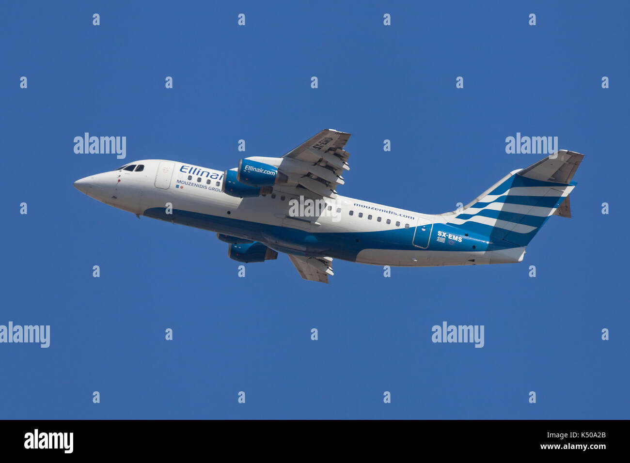 Barcelone, Espagne - 7 août 2017 : ellinair British aerospace avro rj85 décollant de l'aéroport El Prat de Barcelone, Espagne. Banque D'Images