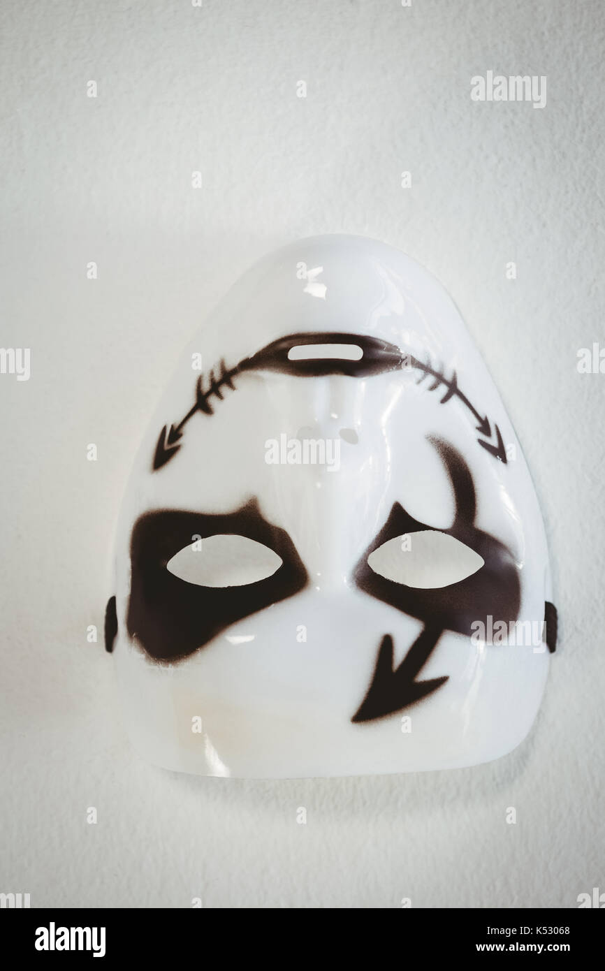 L'envers de l'image masque sur fond blanc Banque D'Images