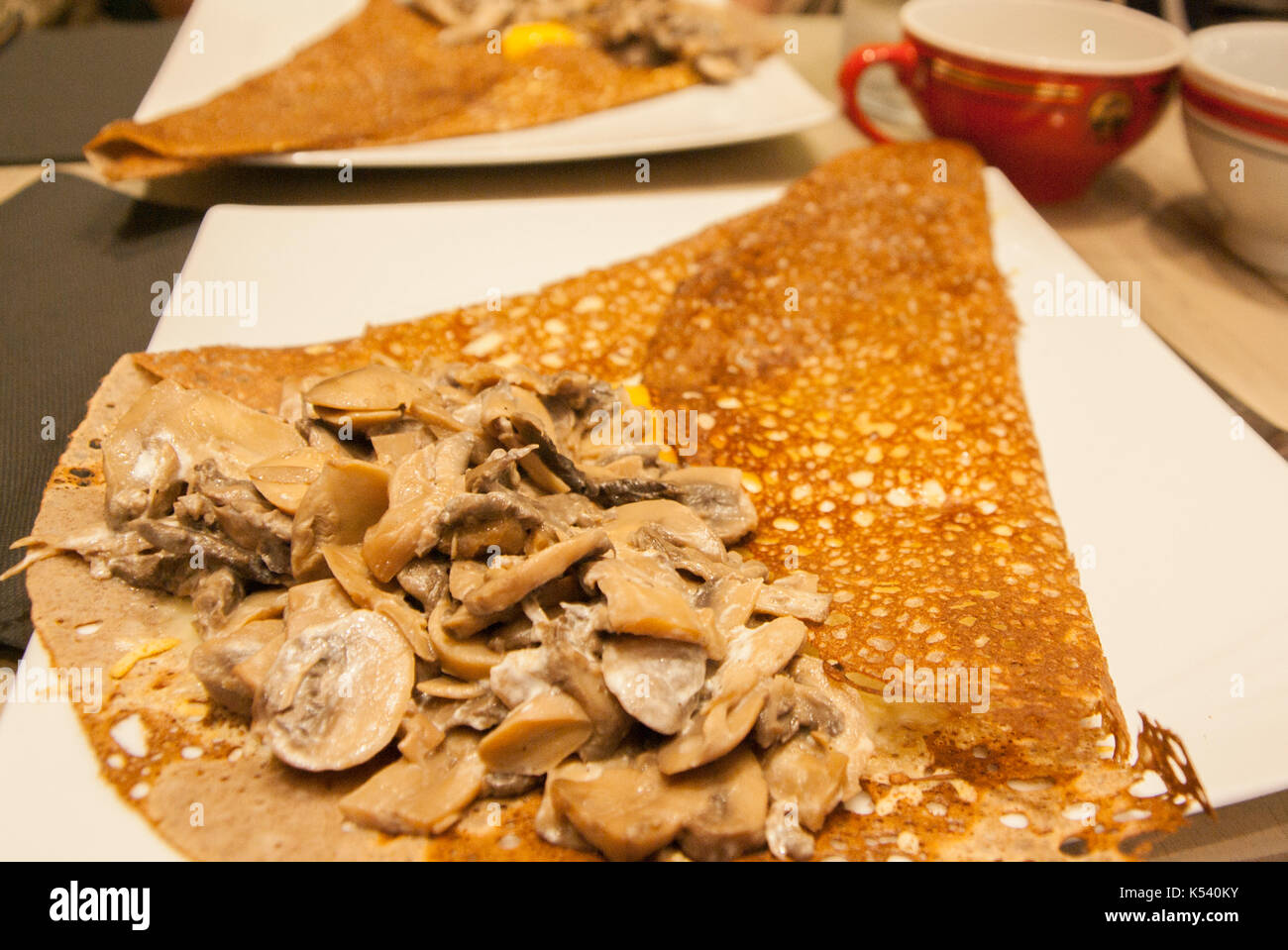 Galette aux champignons, crêperie à nantes, pays de la Loire, France Banque D'Images