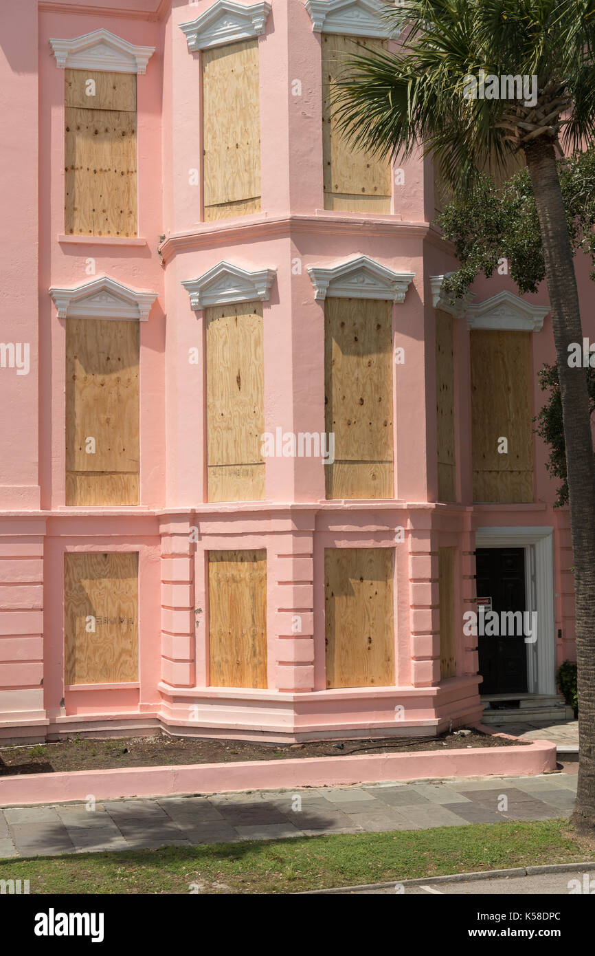 Le Palmer House Historic Inn sur la batterie barricadés en prévision de l'ouragan l'IRMA 8 septembre 2017 à Charleston, Caroline du Sud. imra devrait épargner la région de charleston, mais l'ouragan les préparatifs se poursuivent comme irma laisse un chemin de destruction à travers les Caraïbes. Banque D'Images