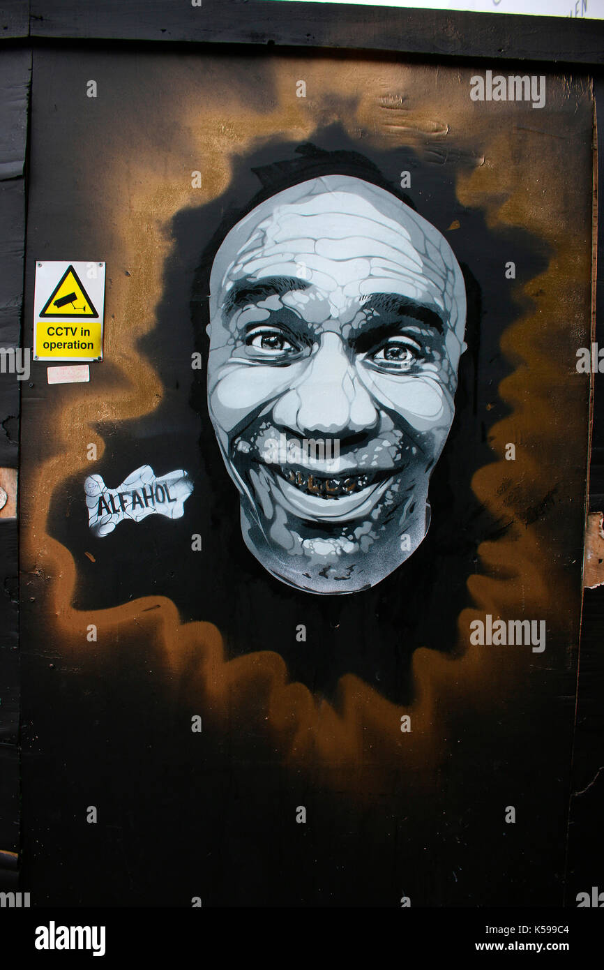 Graffity/ street art : portrait des drum and bass-musikers goldie, Manchester, Angleterre. Banque D'Images