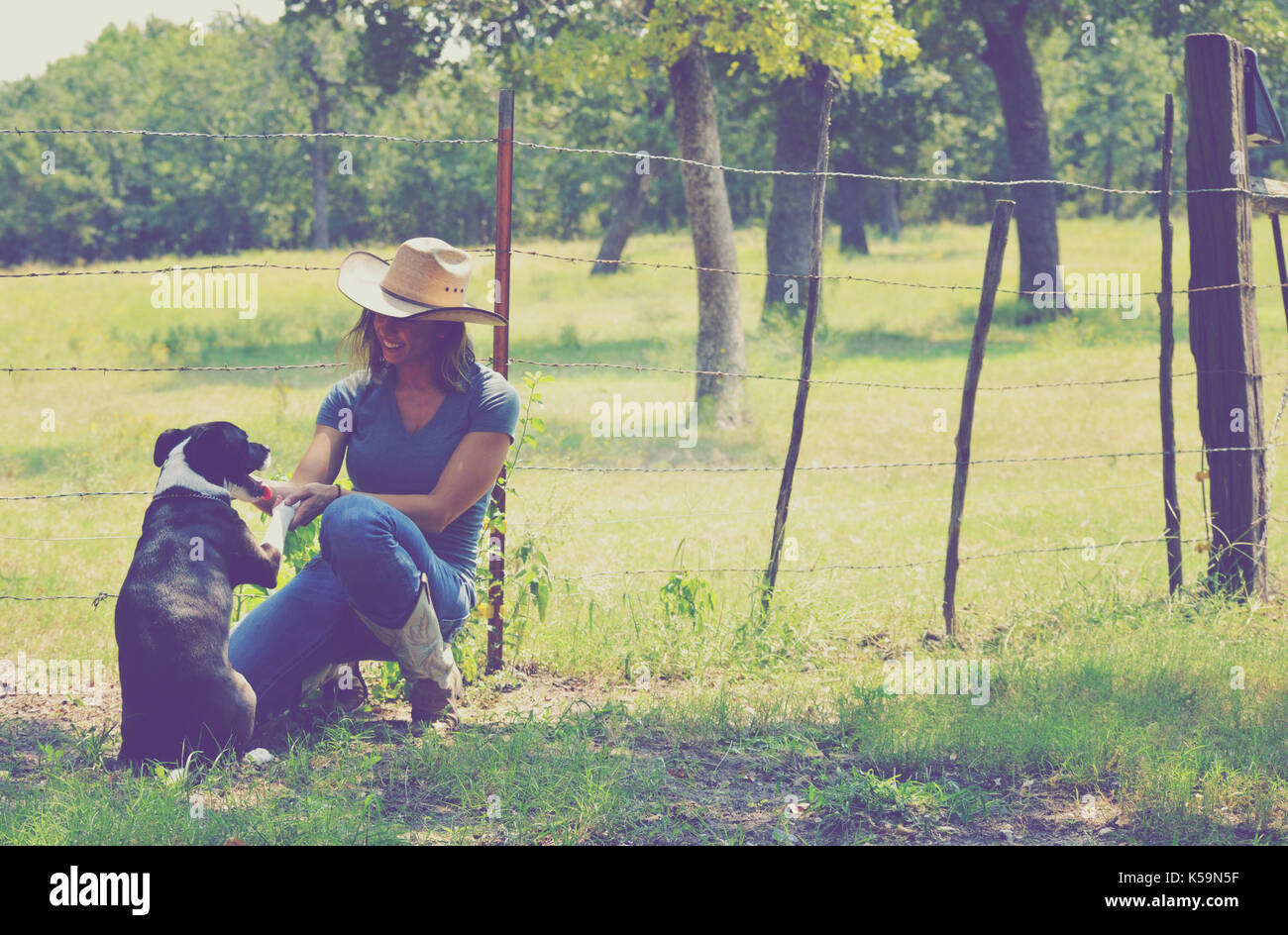 Woman agriculture black Banque de photographies et d'images à haute  résolution - Alamy