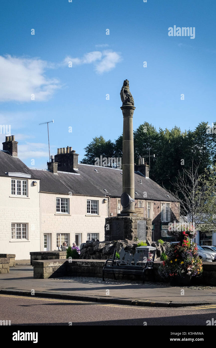 Ancaster square dans la ville écossaise de carte postale de Callander, Perthshire, à Loch Lomond et les Trossachs national park en Ecosse Banque D'Images