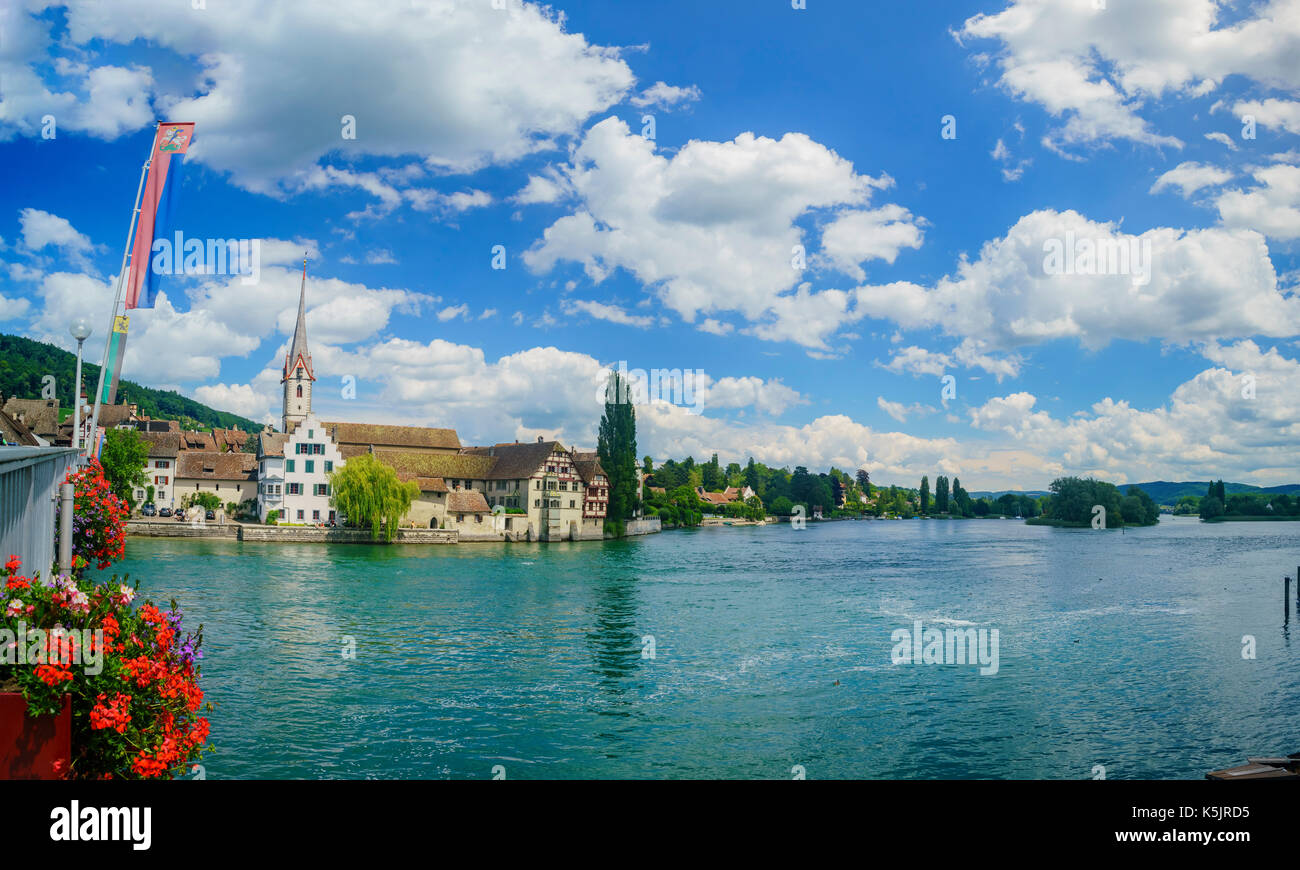 Le beau Stein am Rhein est une ville historique et une municipalité du canton de Schaffhausen, en Suisse Banque D'Images