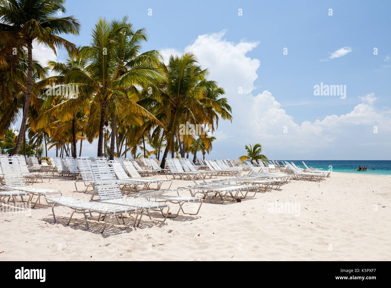 Cayo Levantado plage avec hamacs Banque D'Images