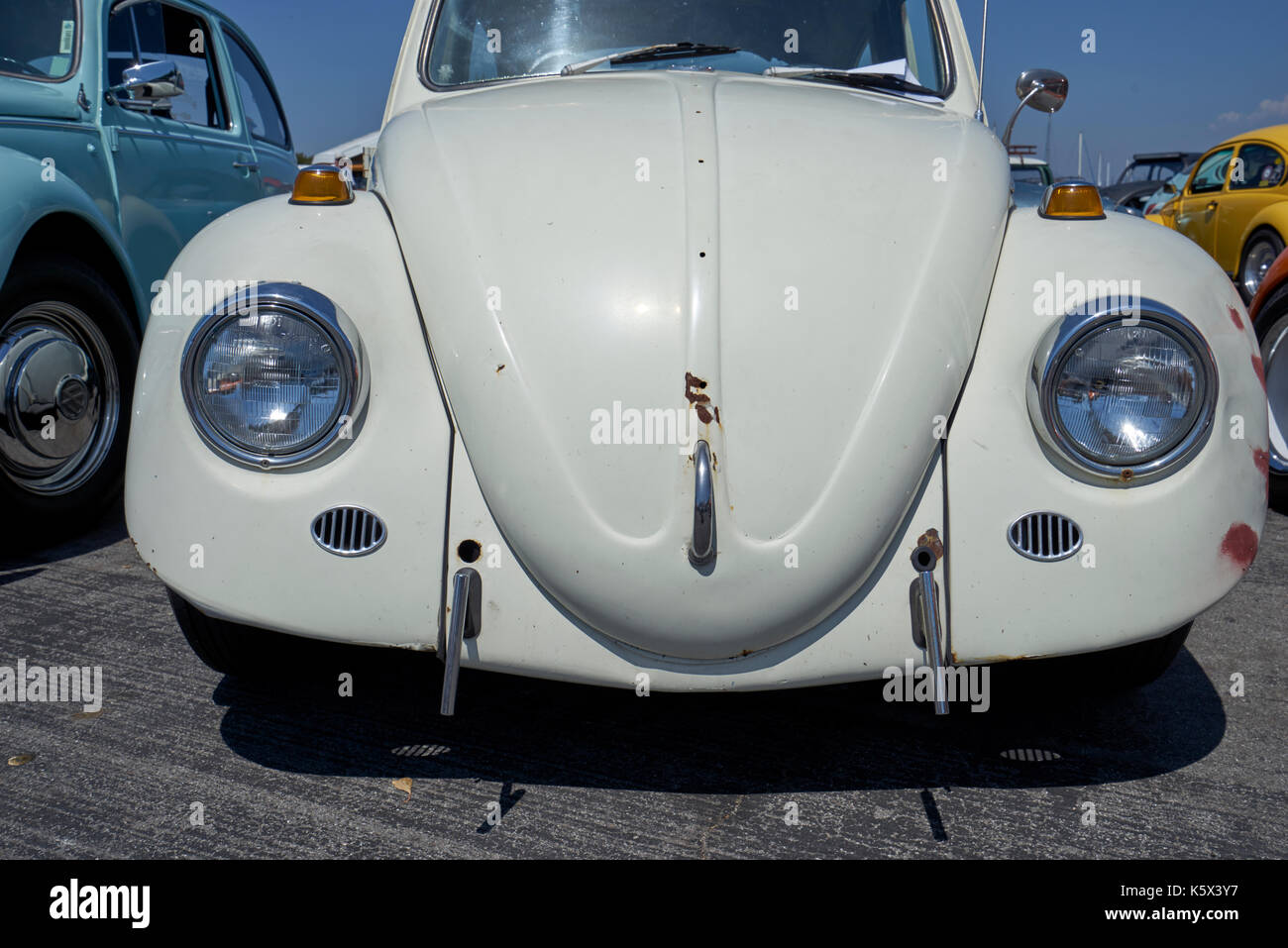 Les amateurs de voitures allemand se rassemblent pour socialiser et afficher leurs voitures vintage volkwagen Banque D'Images