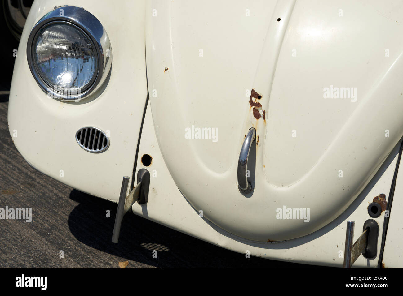 Les amateurs de voitures allemand se rassemblent pour socialiser et afficher leurs voitures vintage volkwagen Banque D'Images