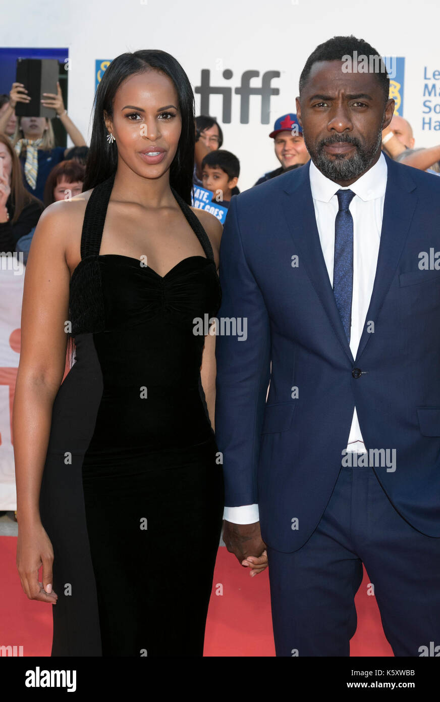 Toronto Canada Sep 10 2017 Idris Elba Et Sabrina Dhowre