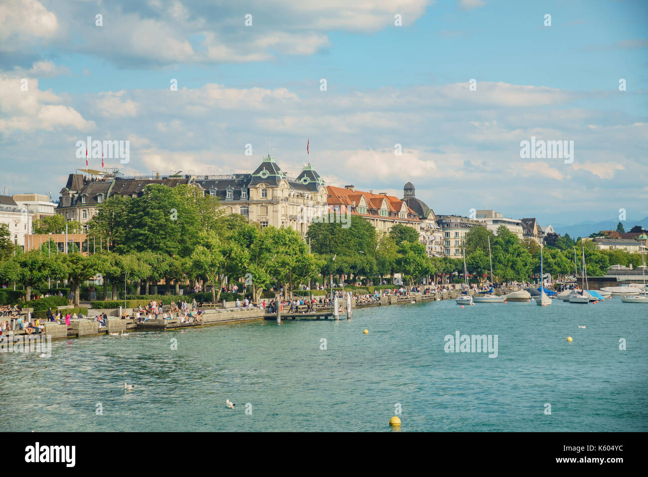 Zurich, 15 juillet : beaux paysages de l'après-midi le Jul 15, 2017 Lac de Zurich, Suisse Banque D'Images