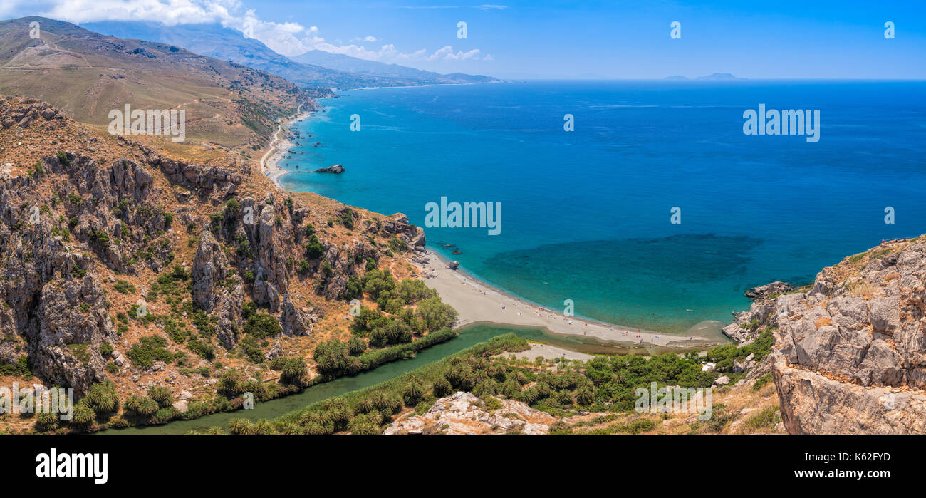 Vue aérienne vue panoramique de la plage de preveli et lagon près de rethymno en Crète, Grèce, méditerranée Banque D'Images