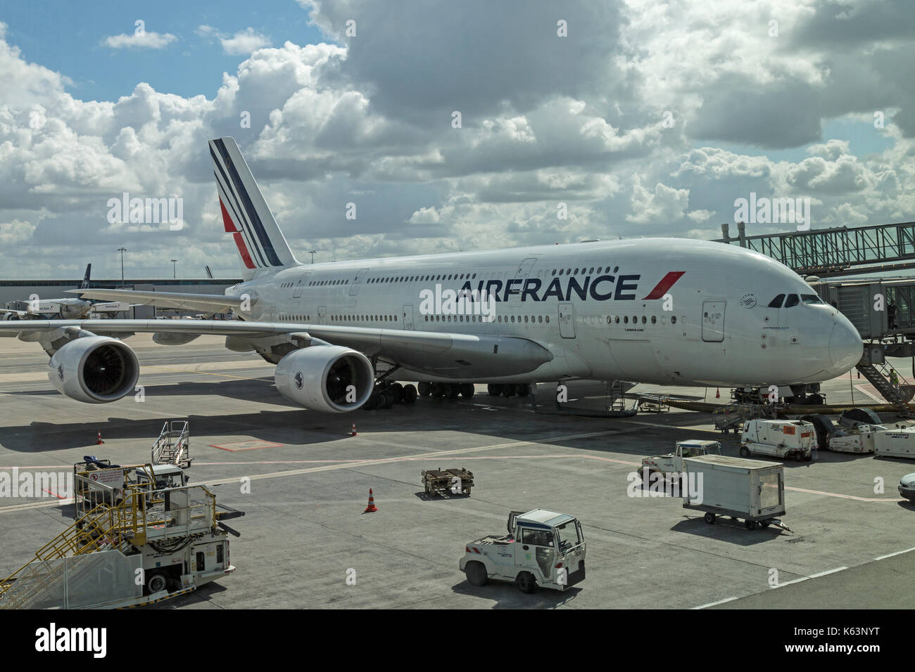 Air France Airbus A380, F-HPJC, à l'aéroport de Paris Charles de Gaulle, France. Banque D'Images